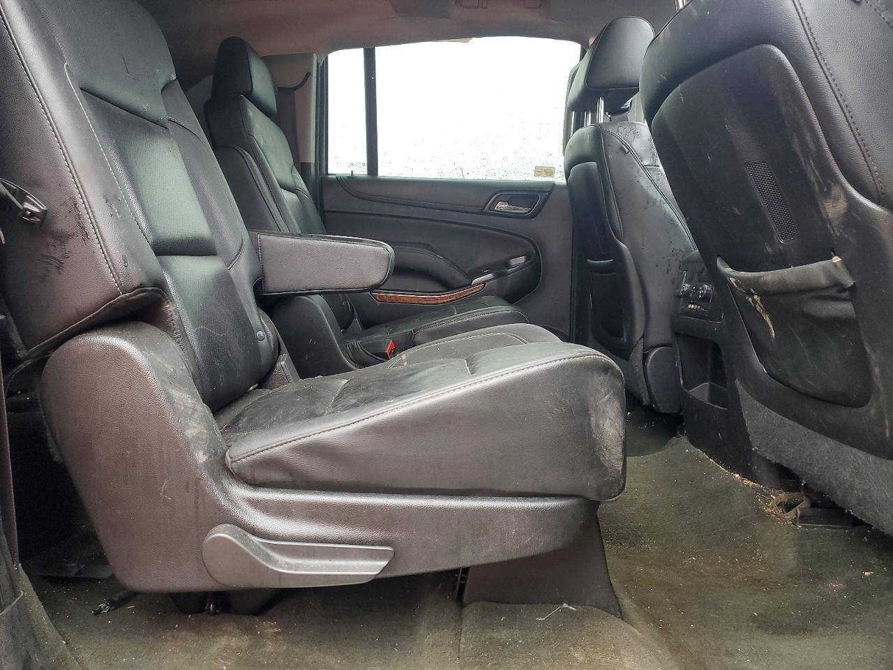 Chevrolet Suburban K1500 Ltz