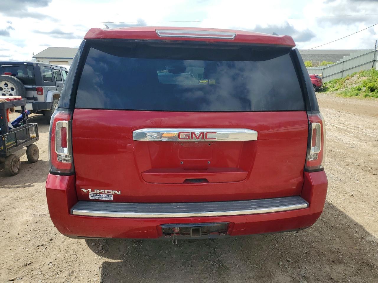 GMC Yukon Denali