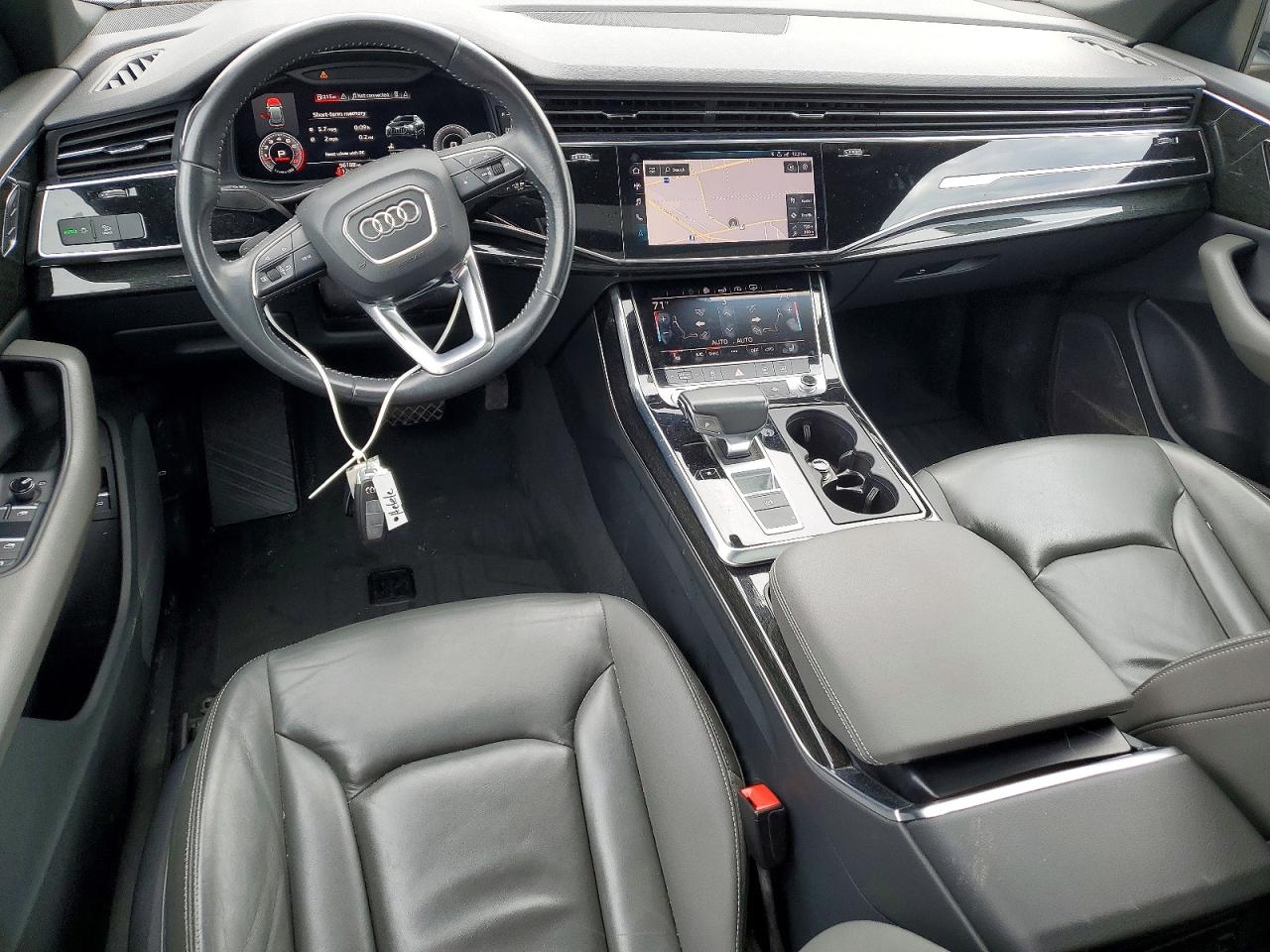 Audi Q8 Premium