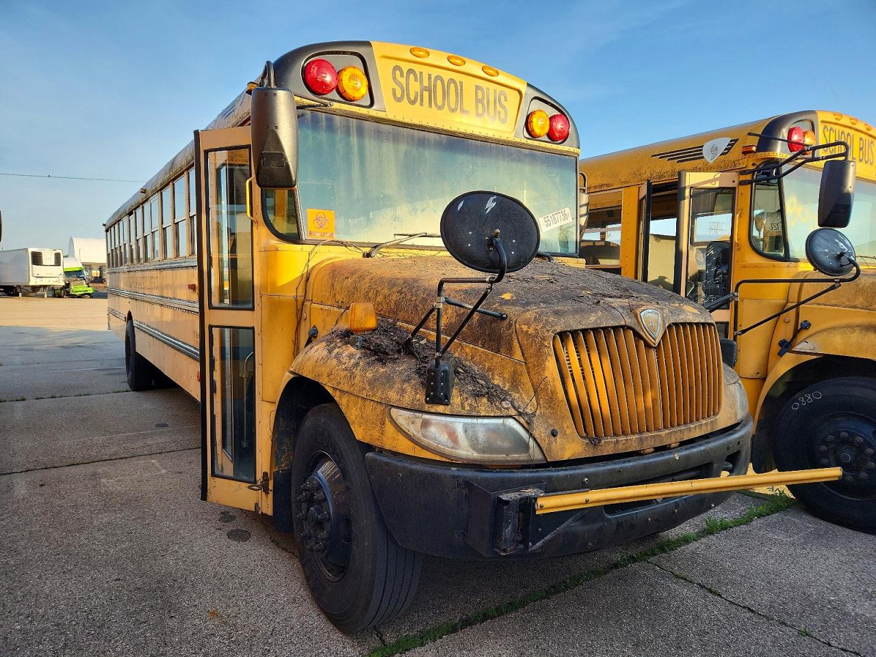 Salvage Ic Corporation School Bus Image