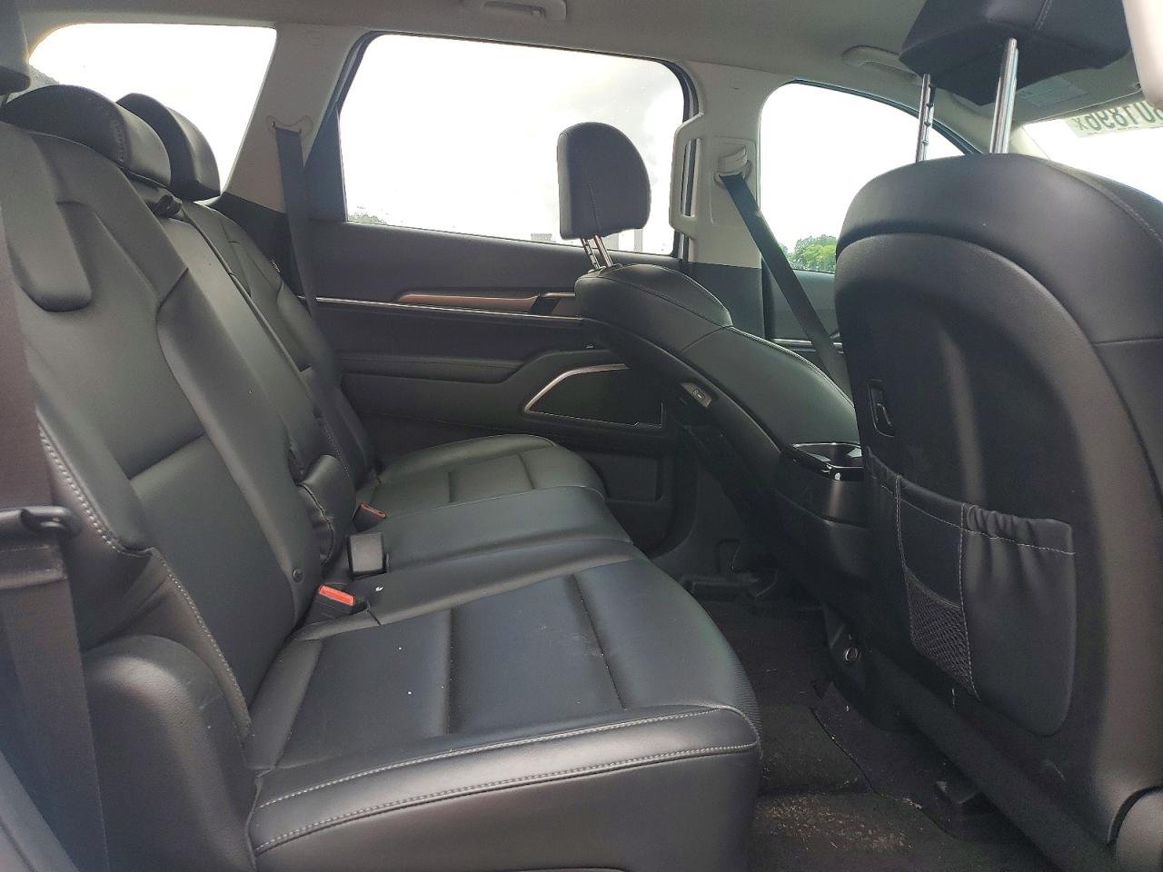 Kia Telluride Lx