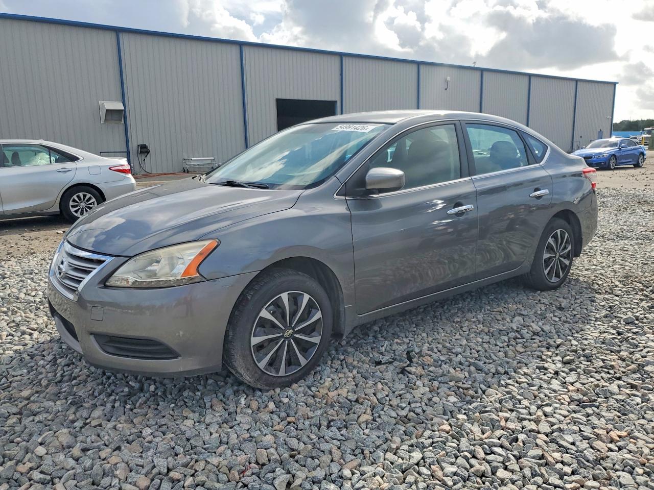 Salvage Nissan Sentra Image