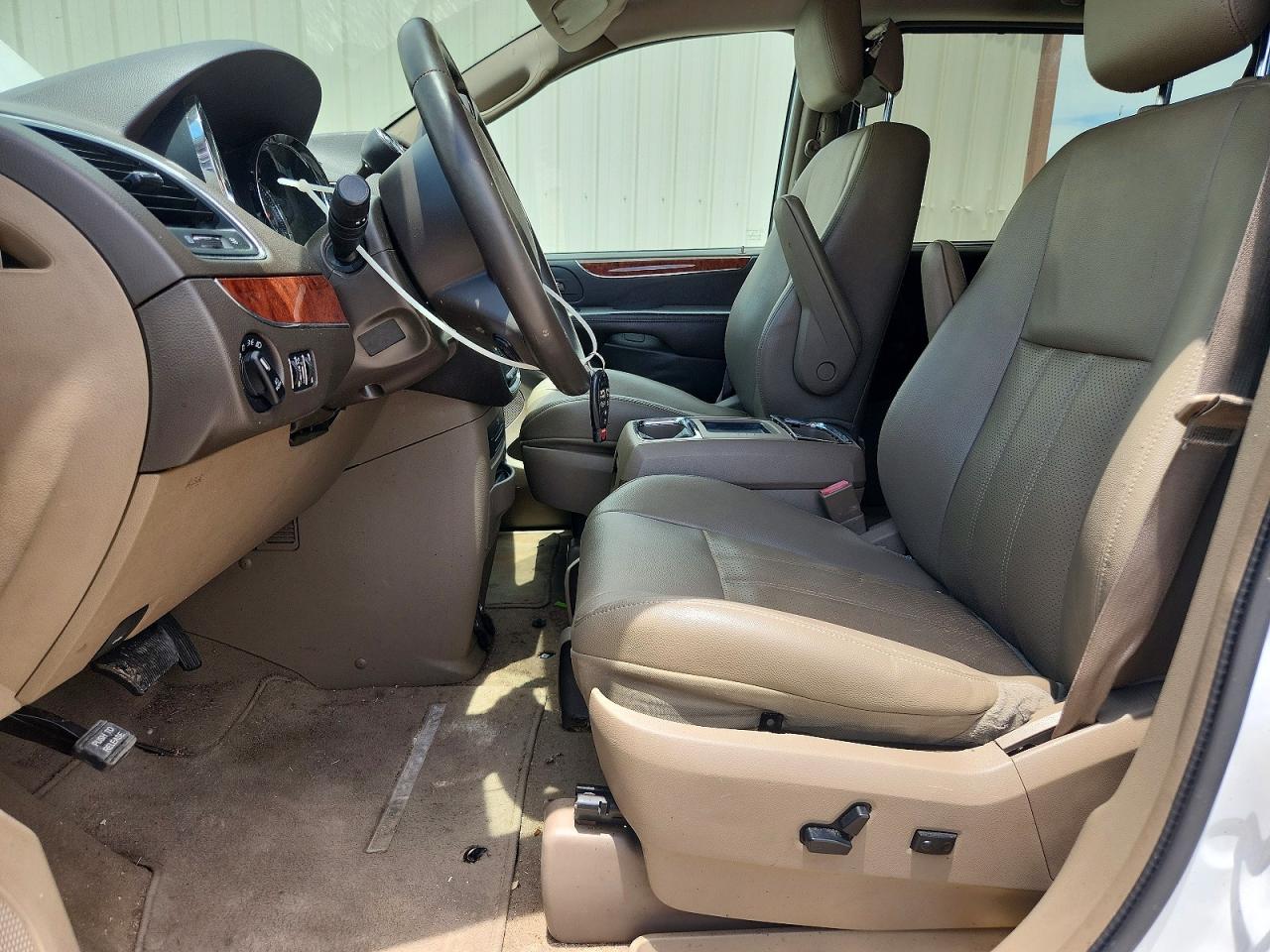 Chrysler Minivan Touring L