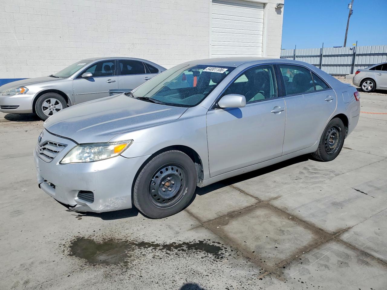 Salvage Toyota Camry Image