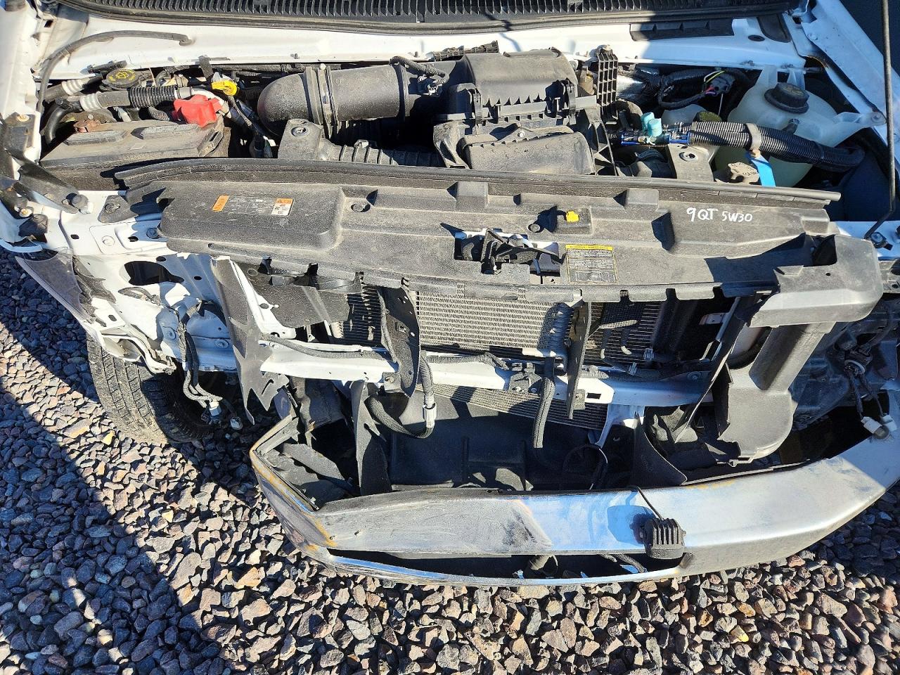 Ford Econoline E450 Super Duty Cutaway Van