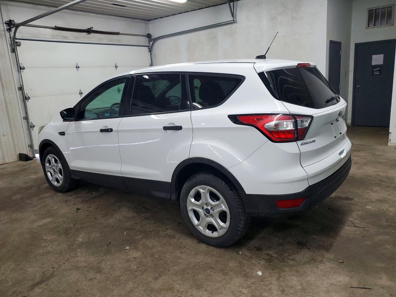 Ford Escape S
