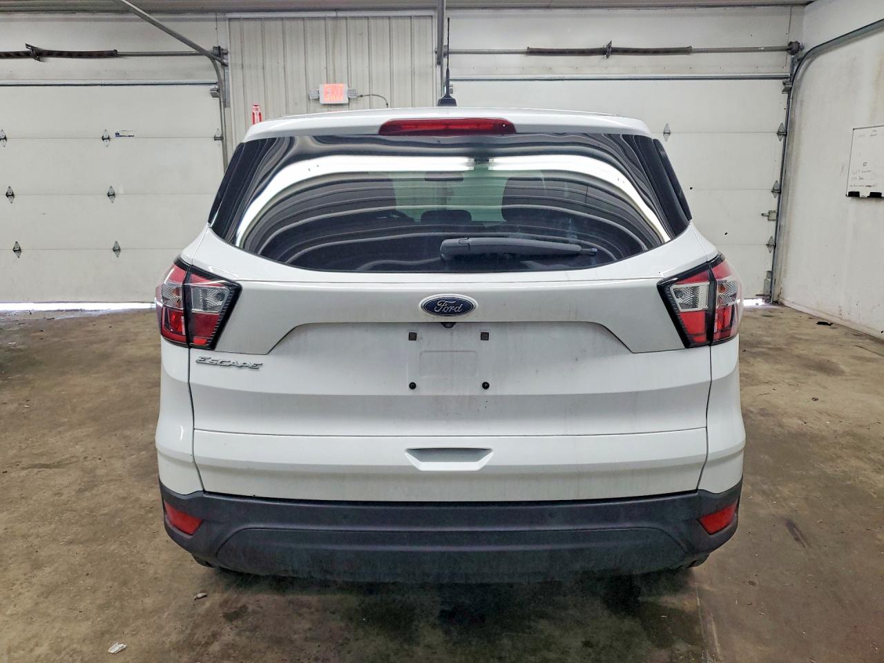 Ford Escape S