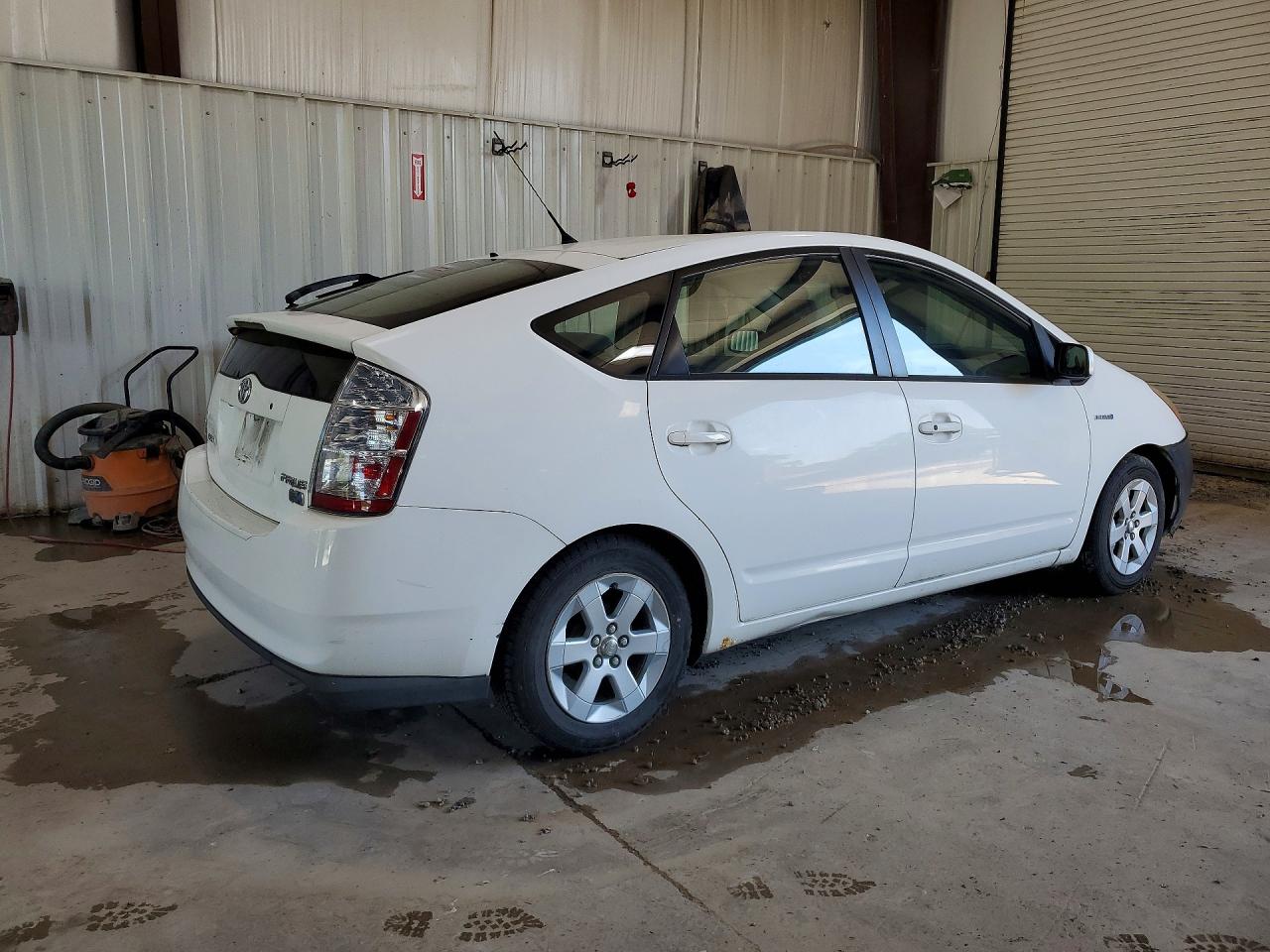 Toyota Prius Base