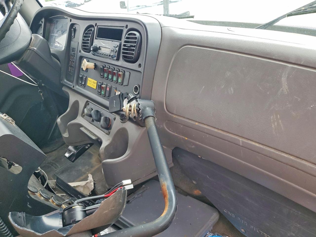 Freightliner M2