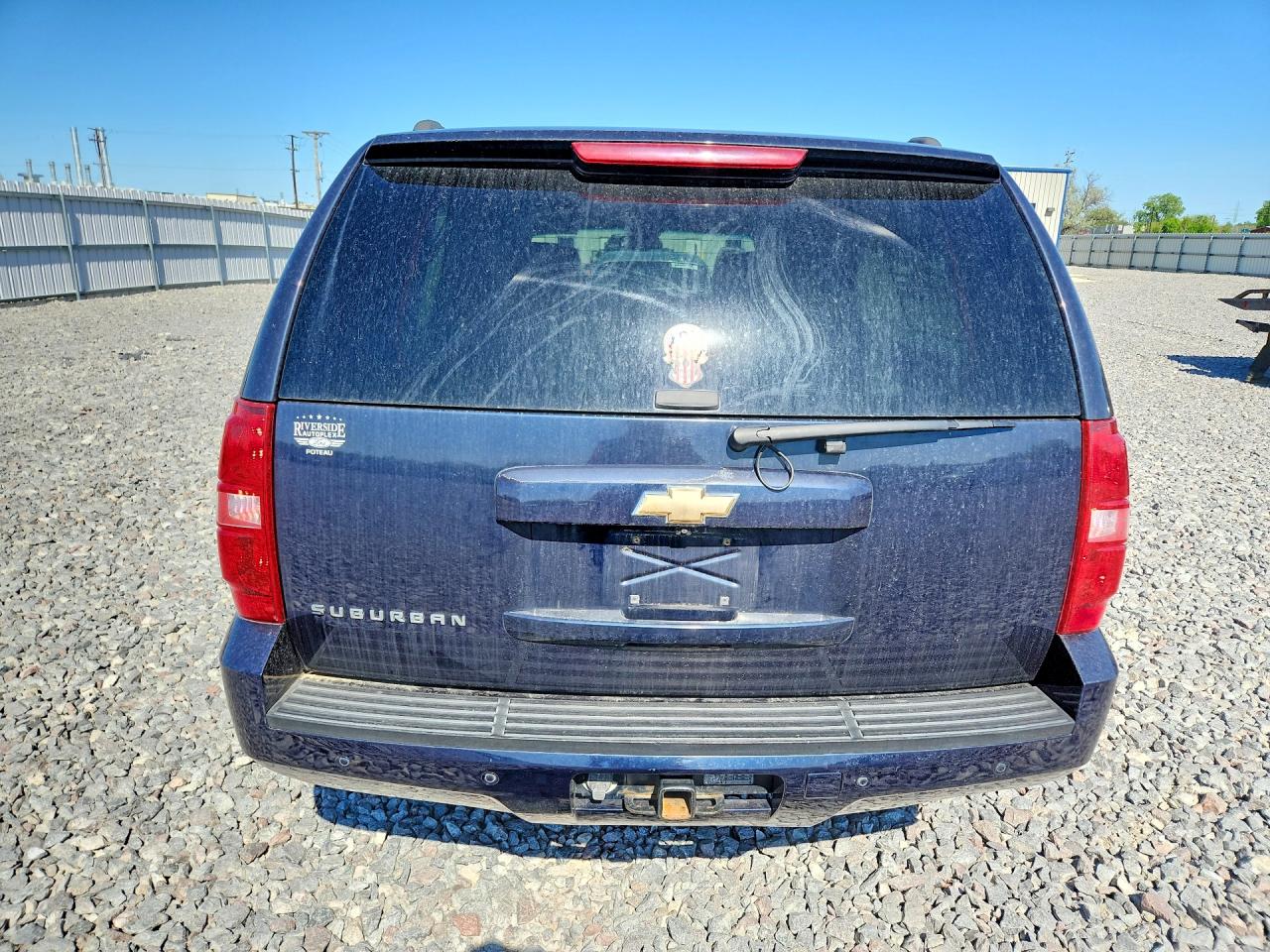 Chevrolet Suburban C1500
