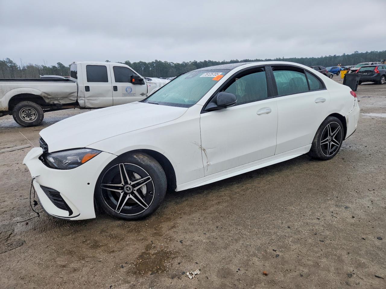 Salvage Mercedes-Benz C-Class Image
