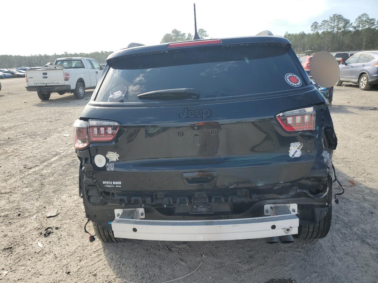 Jeep Compass Latitude