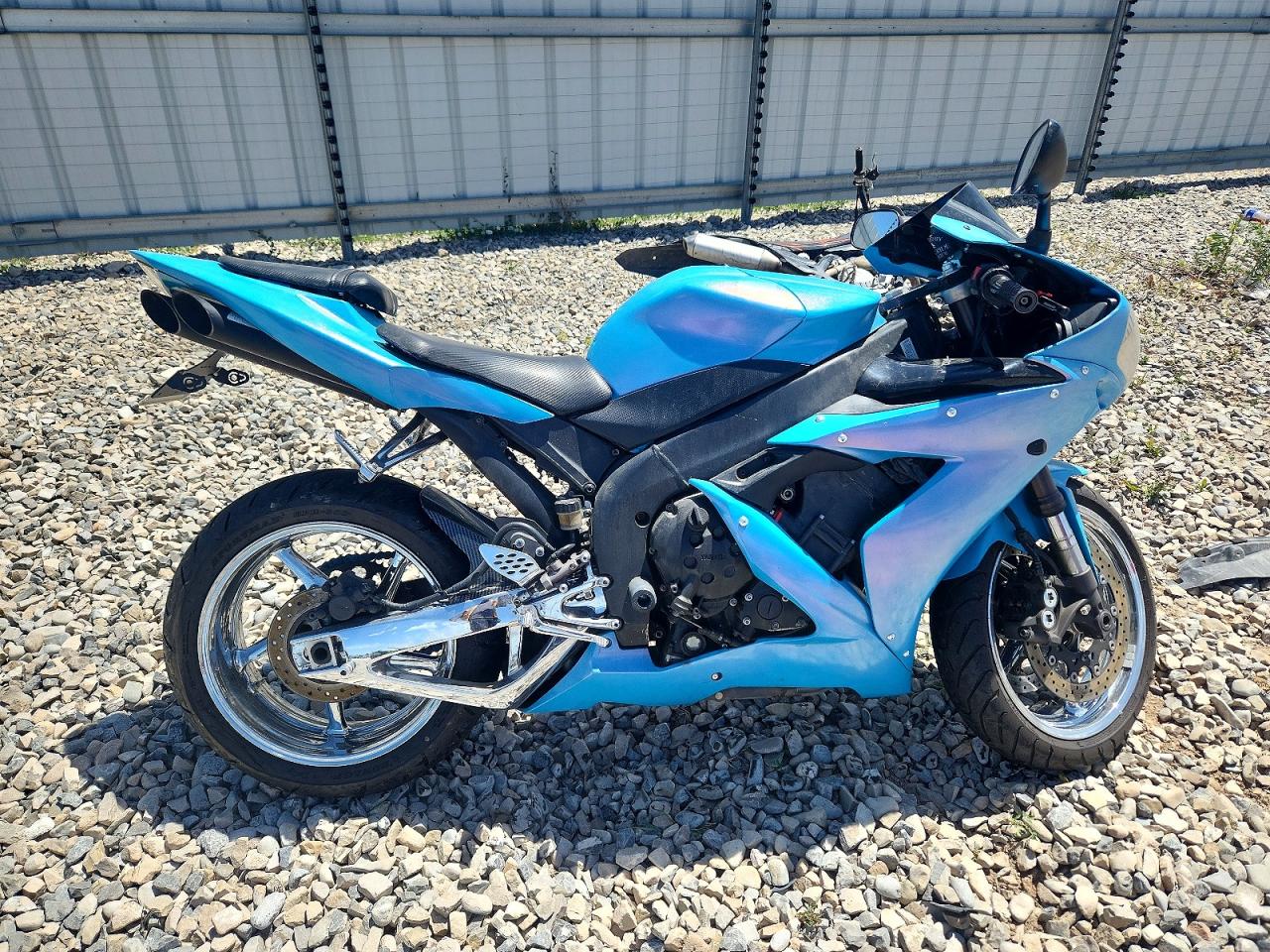 Salvage Yamaha Yzf1000 Image