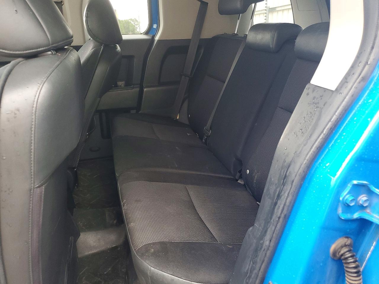 Toyota FJ Cruiser Base