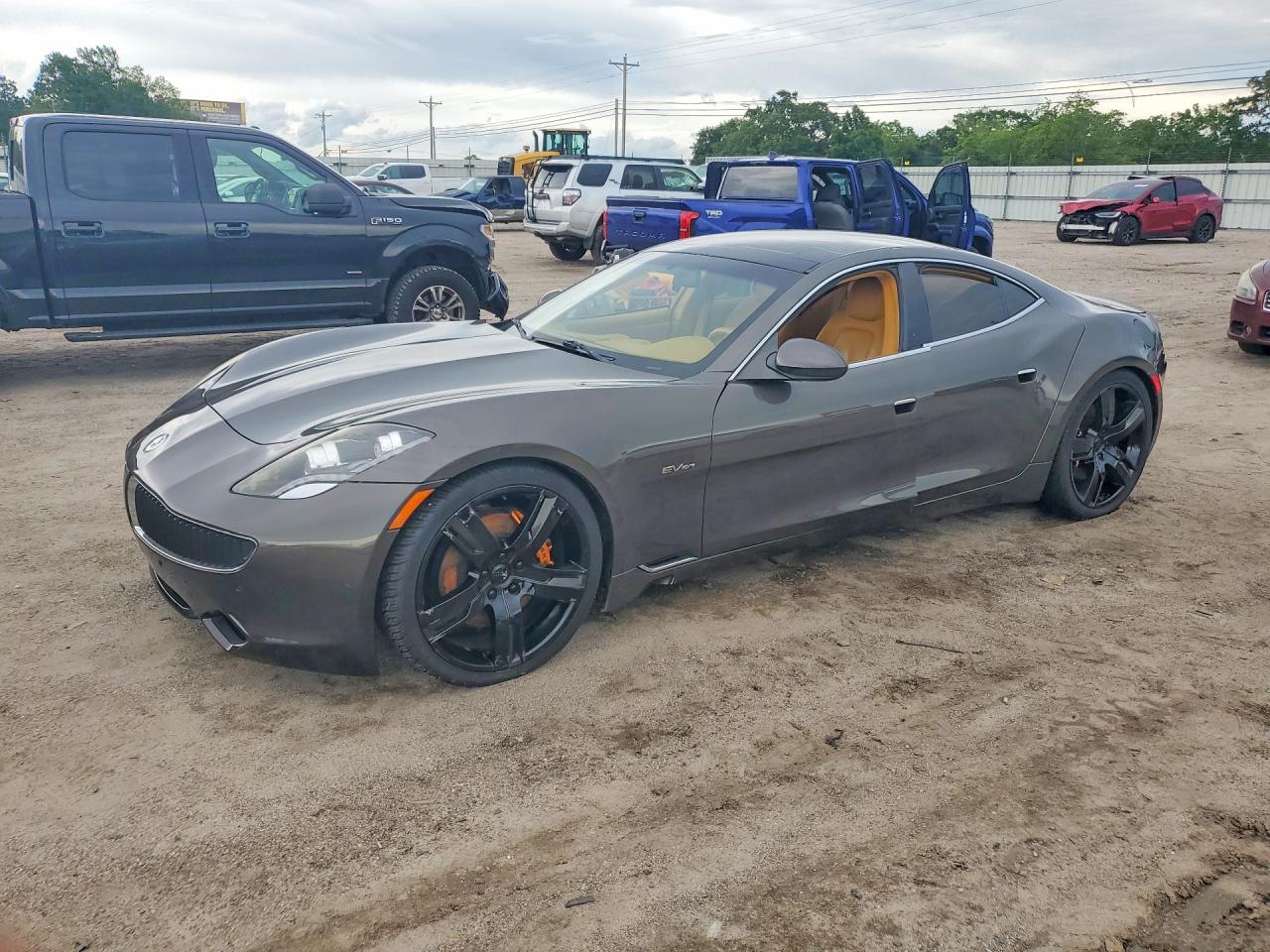 Salvage Fisker Automotive Karma Image
