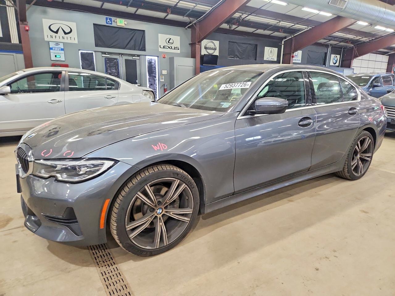 Salvage BMW 3 Series Image