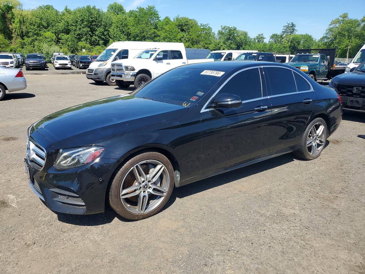 Salvage Mercedes-Benz E-Class Image