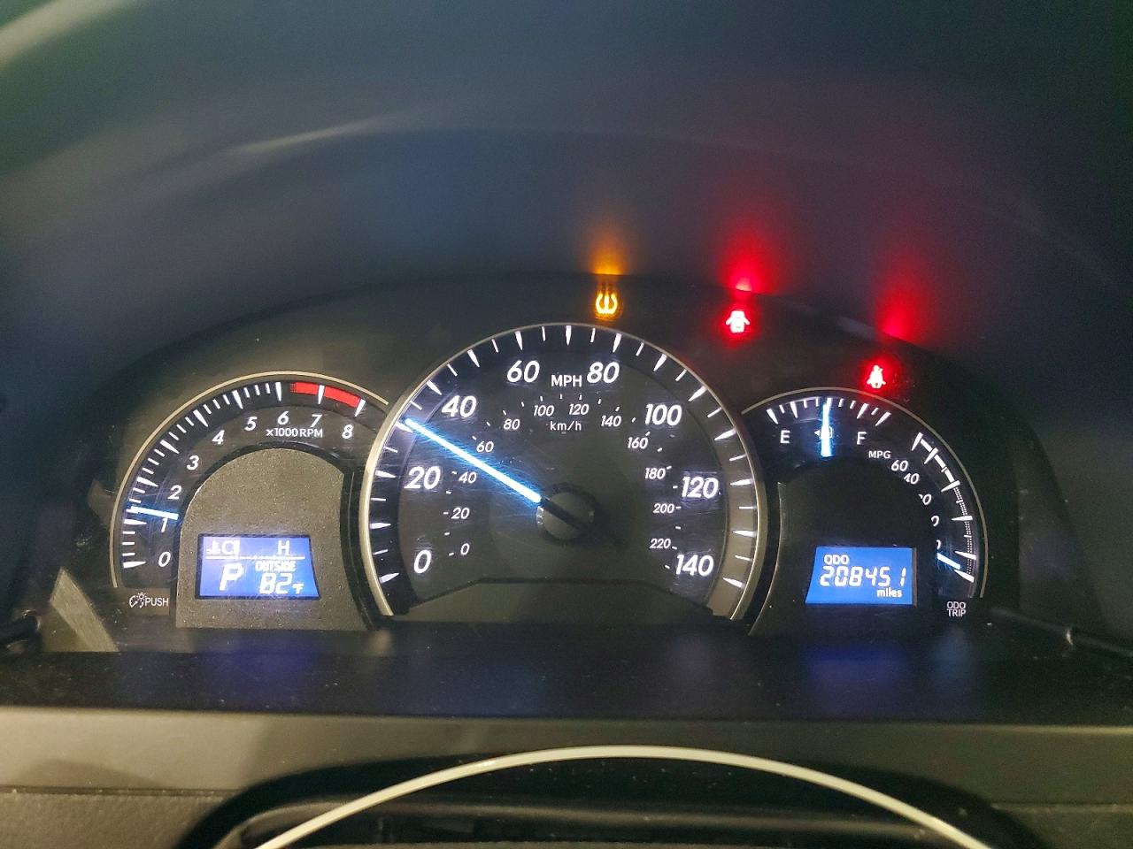 Toyota Camry Le