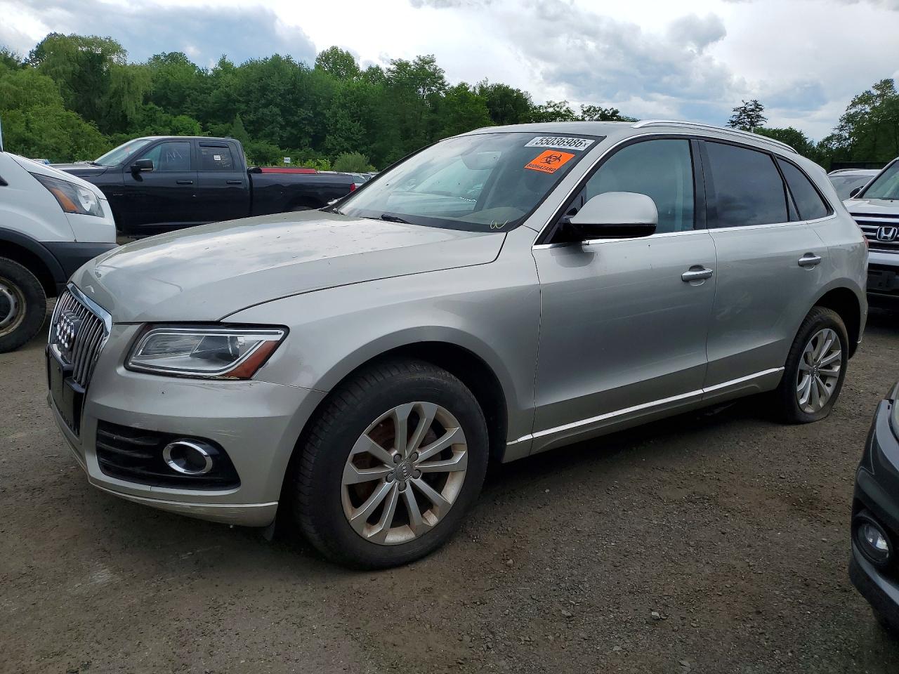 Salvage Audi Q5 Image