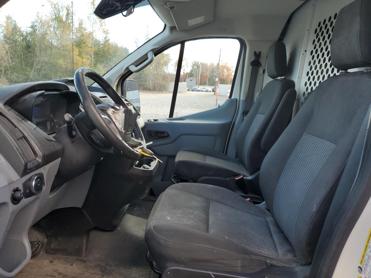 Ford Transit T-250