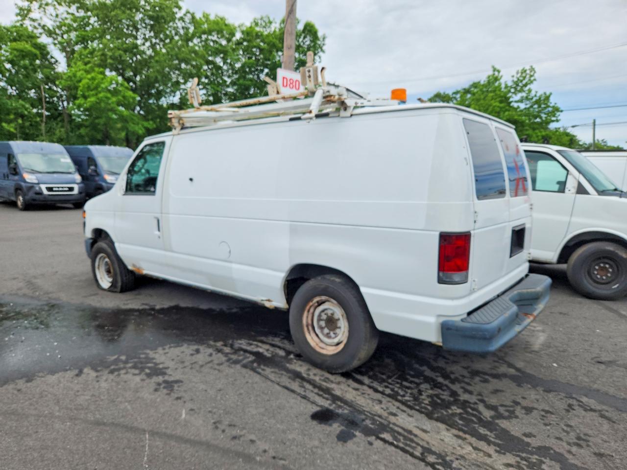 Ford Econoline E250 Van