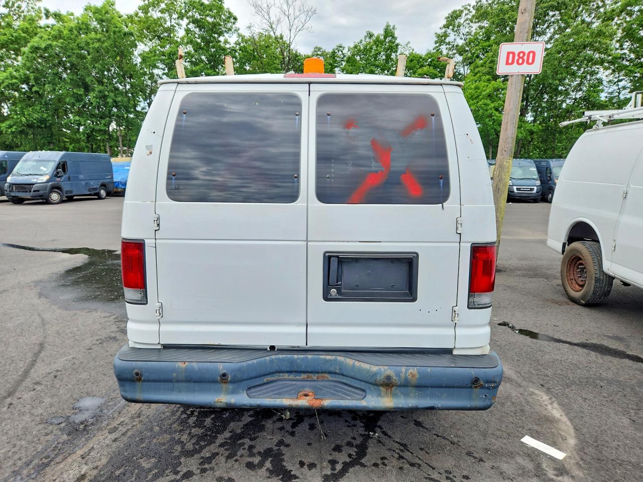Ford Econoline E250 Van
