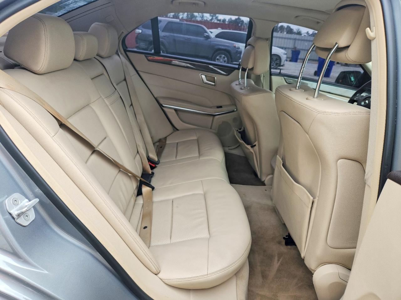 Mercedes-Benz E-Class 350