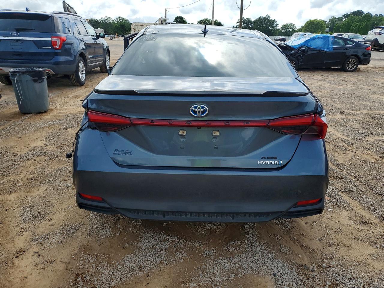 Toyota Avalon Xse