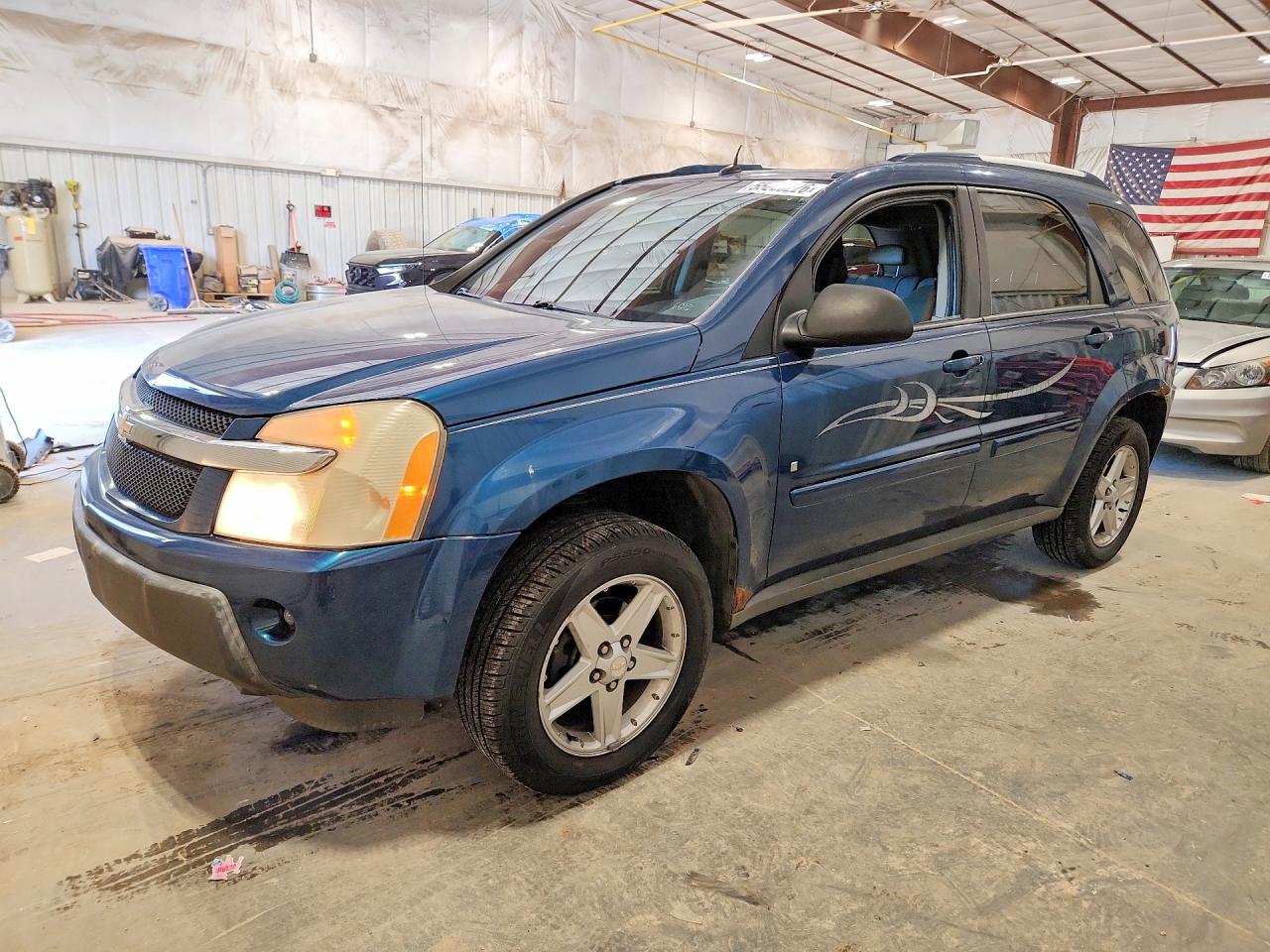 Salvage Chevrolet Equinox Image