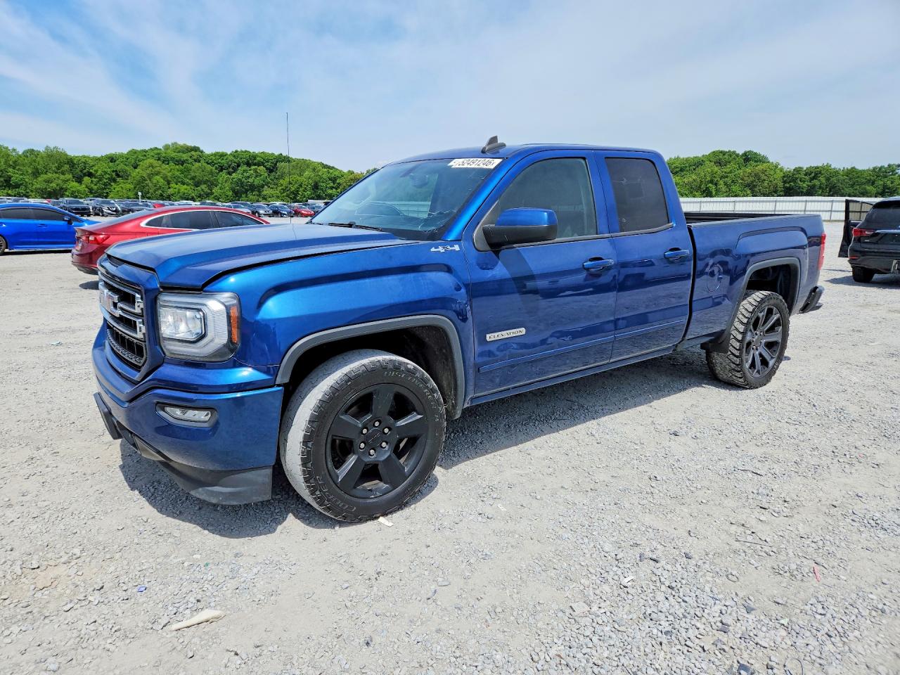 Salvage GMC Sierra Image