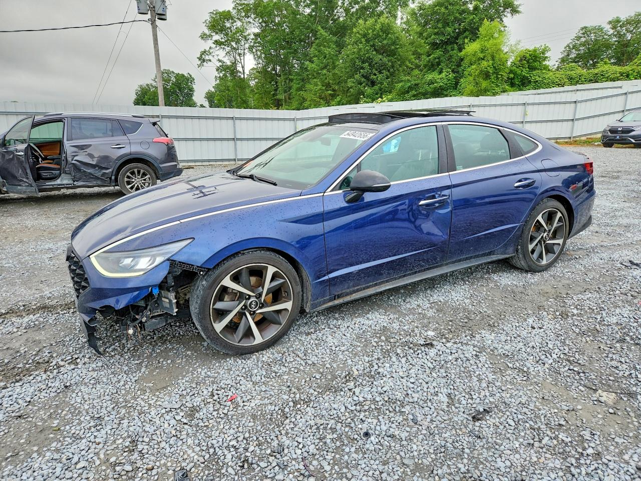 Salvage Hyundai SONATA Image