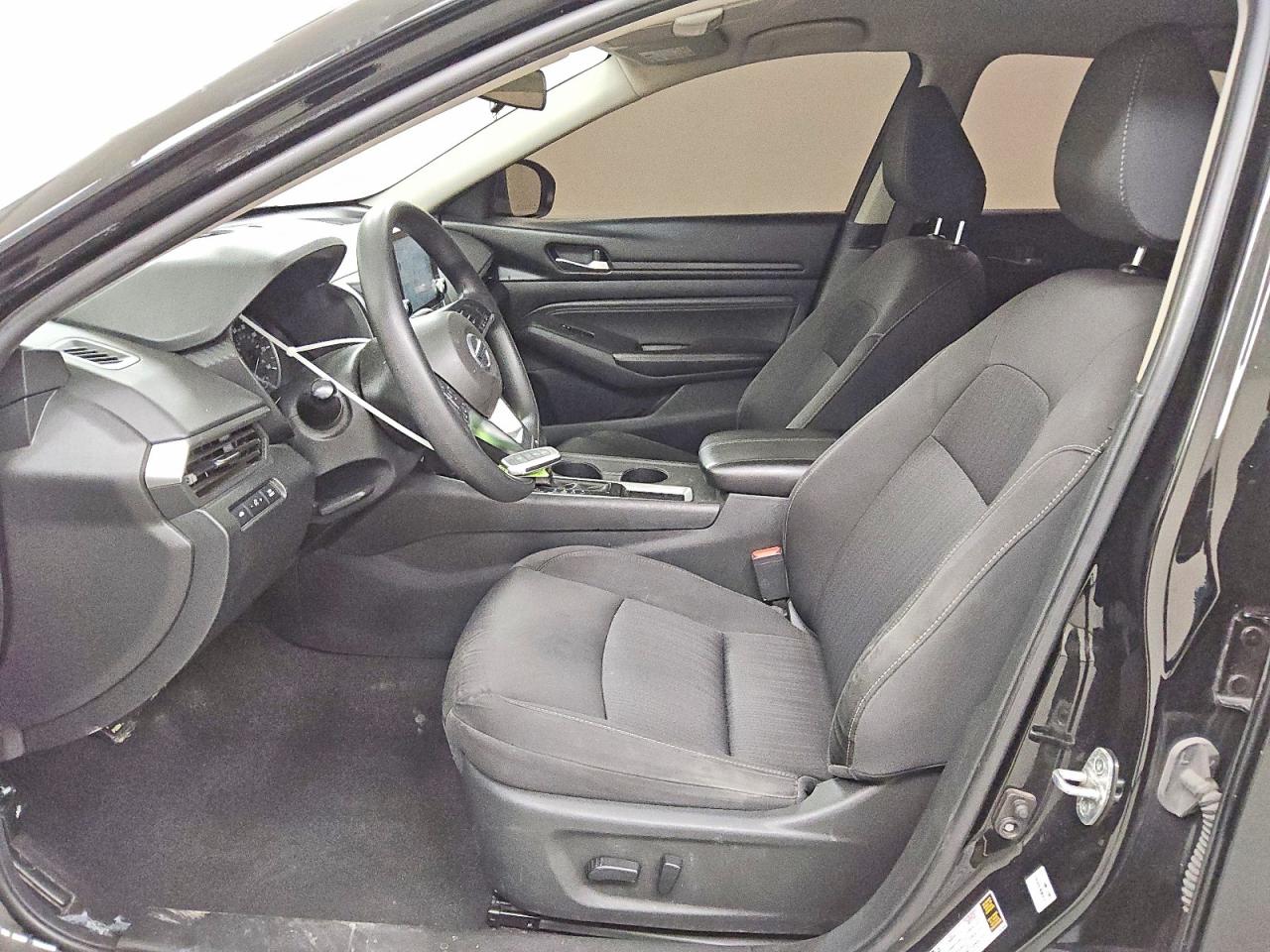 Nissan Altima S