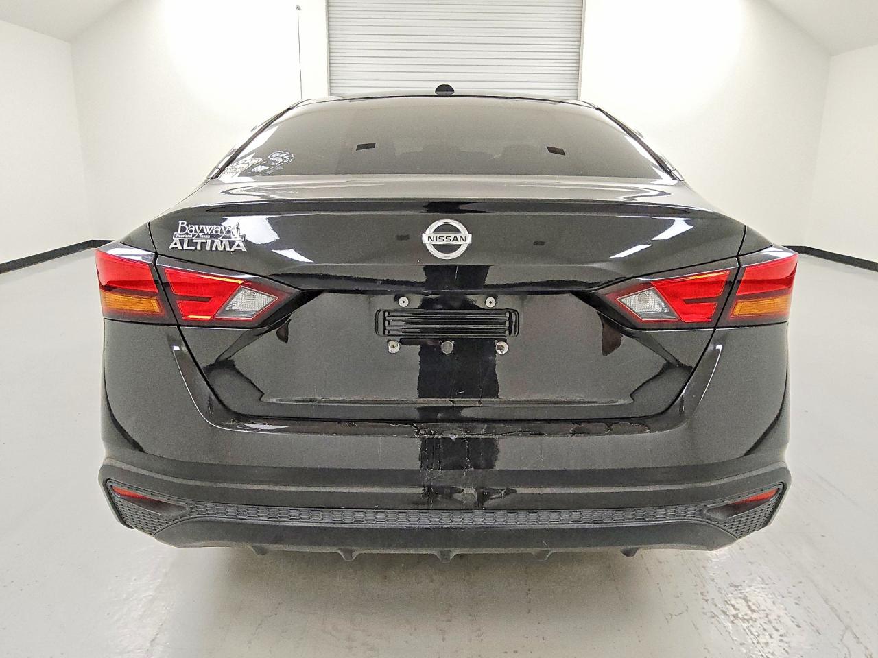 Nissan Altima S