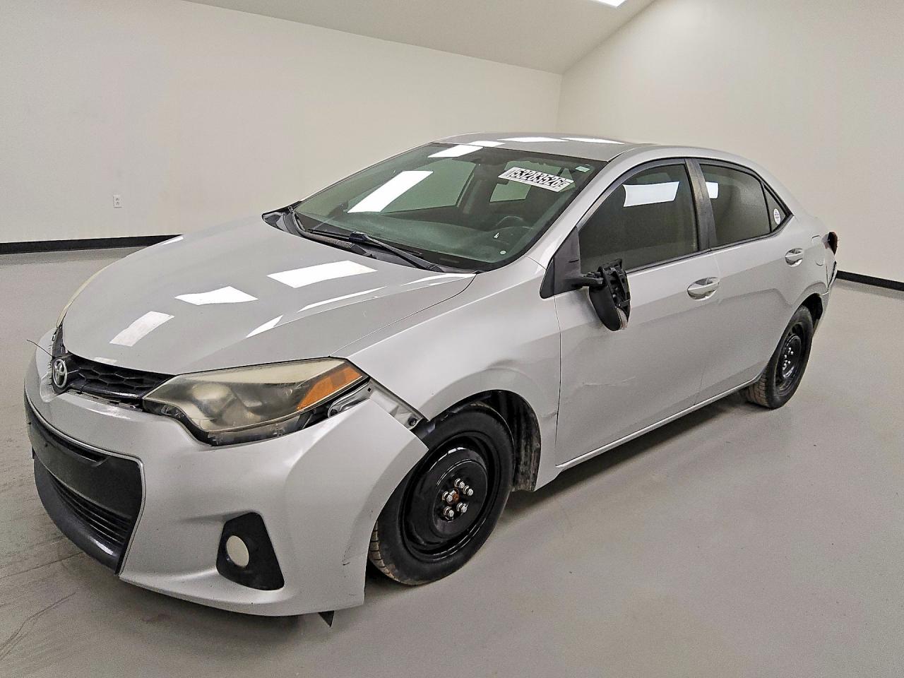Salvage Toyota Corolla Image