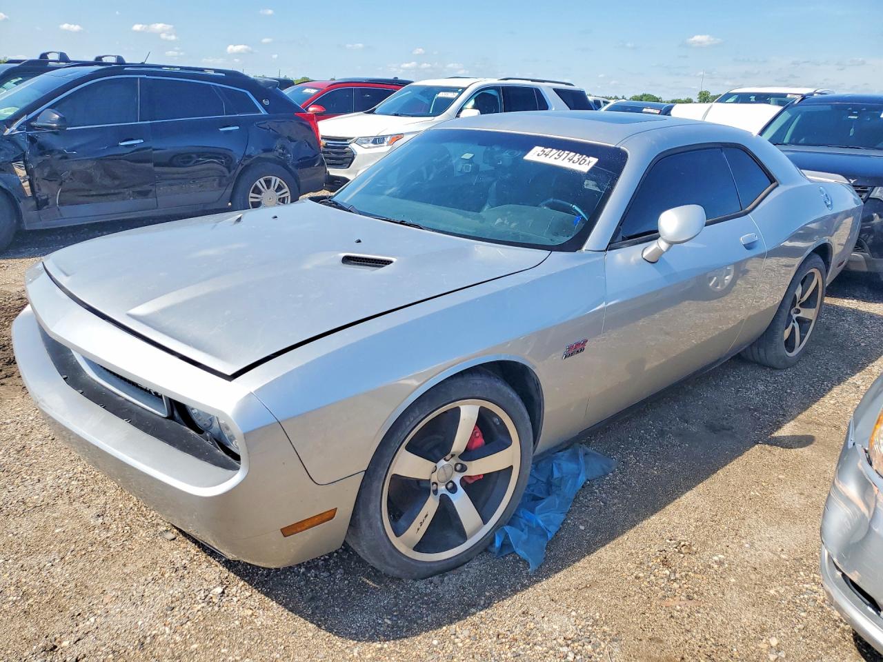 Salvage Dodge Challenger Image