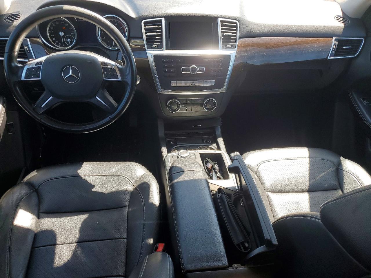 Mercedes-Benz M-Class 350