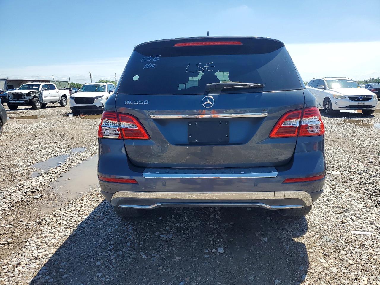 Mercedes-Benz M-Class 350