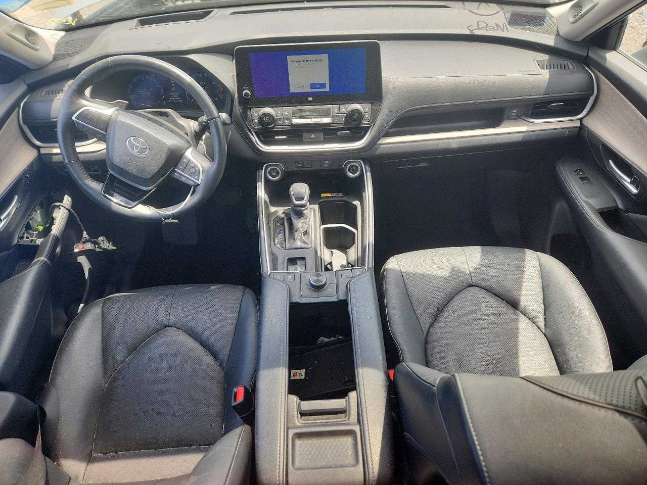 Toyota Grand High Platinum
