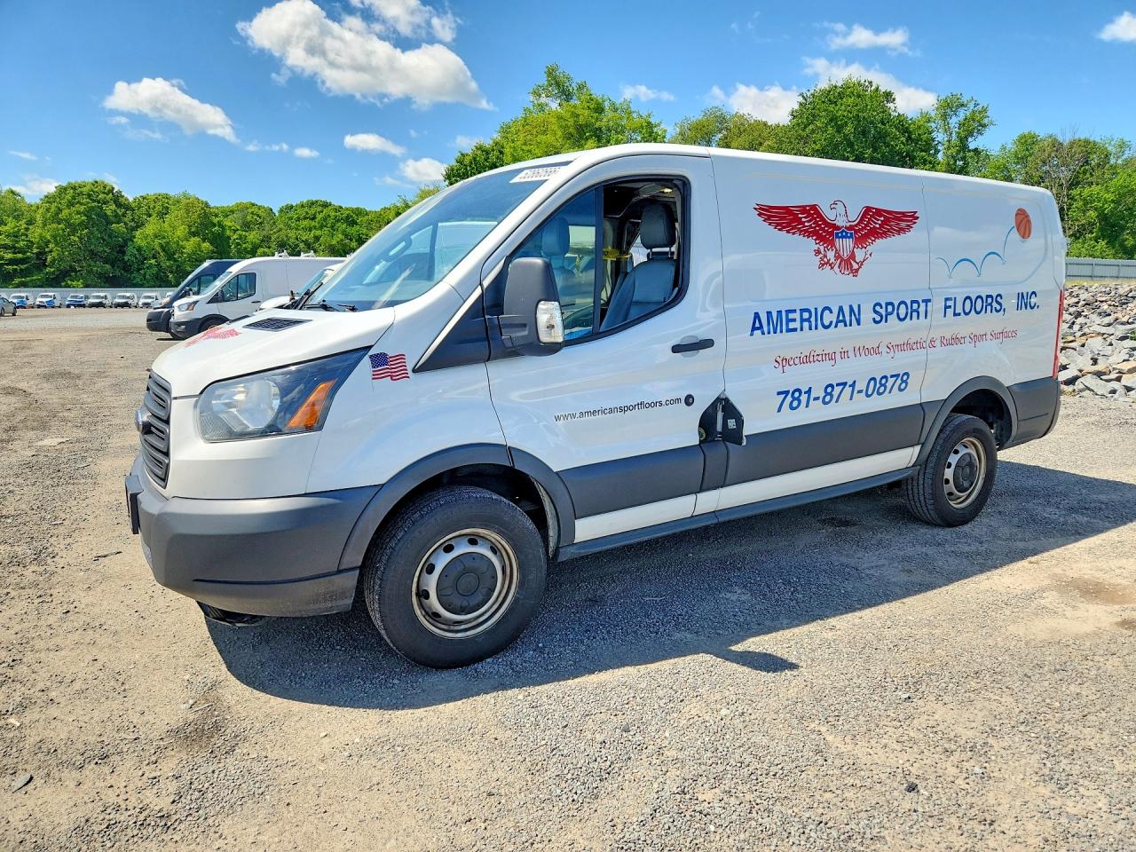 Salvage Ford Transit Image