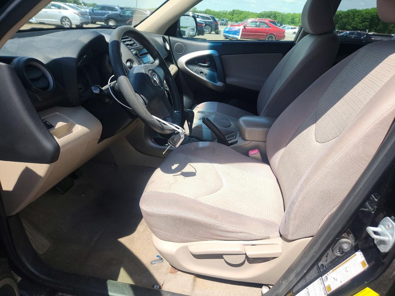 Toyota RAV4 Base
