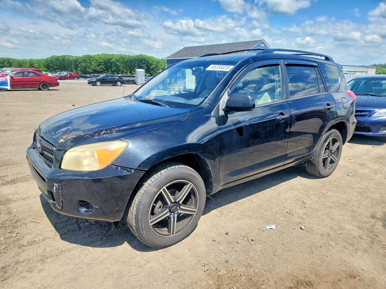 Salvage Toyota RAV4 Image