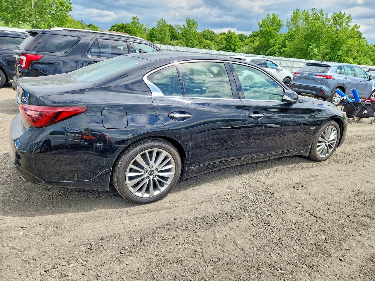 INFINITI Q50 3.0t L 3.0t Luxe