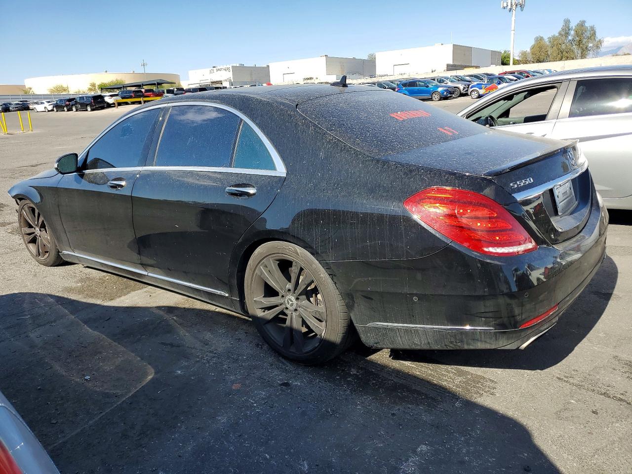 Mercedes-Benz S-Class 550
