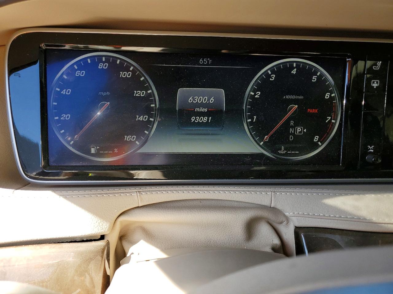 Mercedes-Benz S-Class 550
