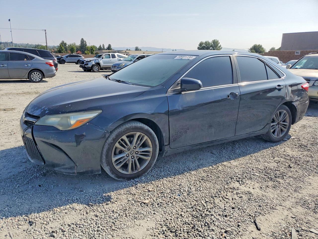 Salvage Toyota Camry Image