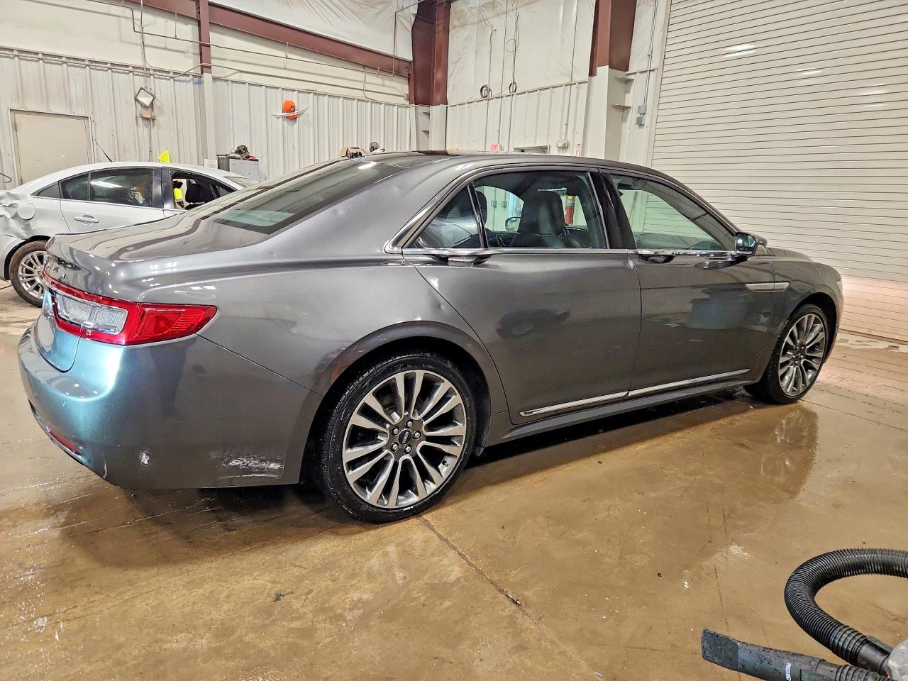 Lincoln Continental Reserve