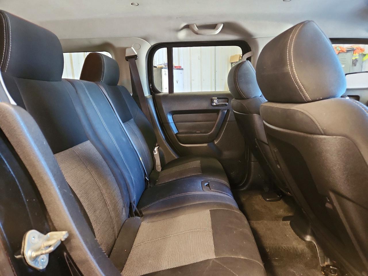 HUMMER H3