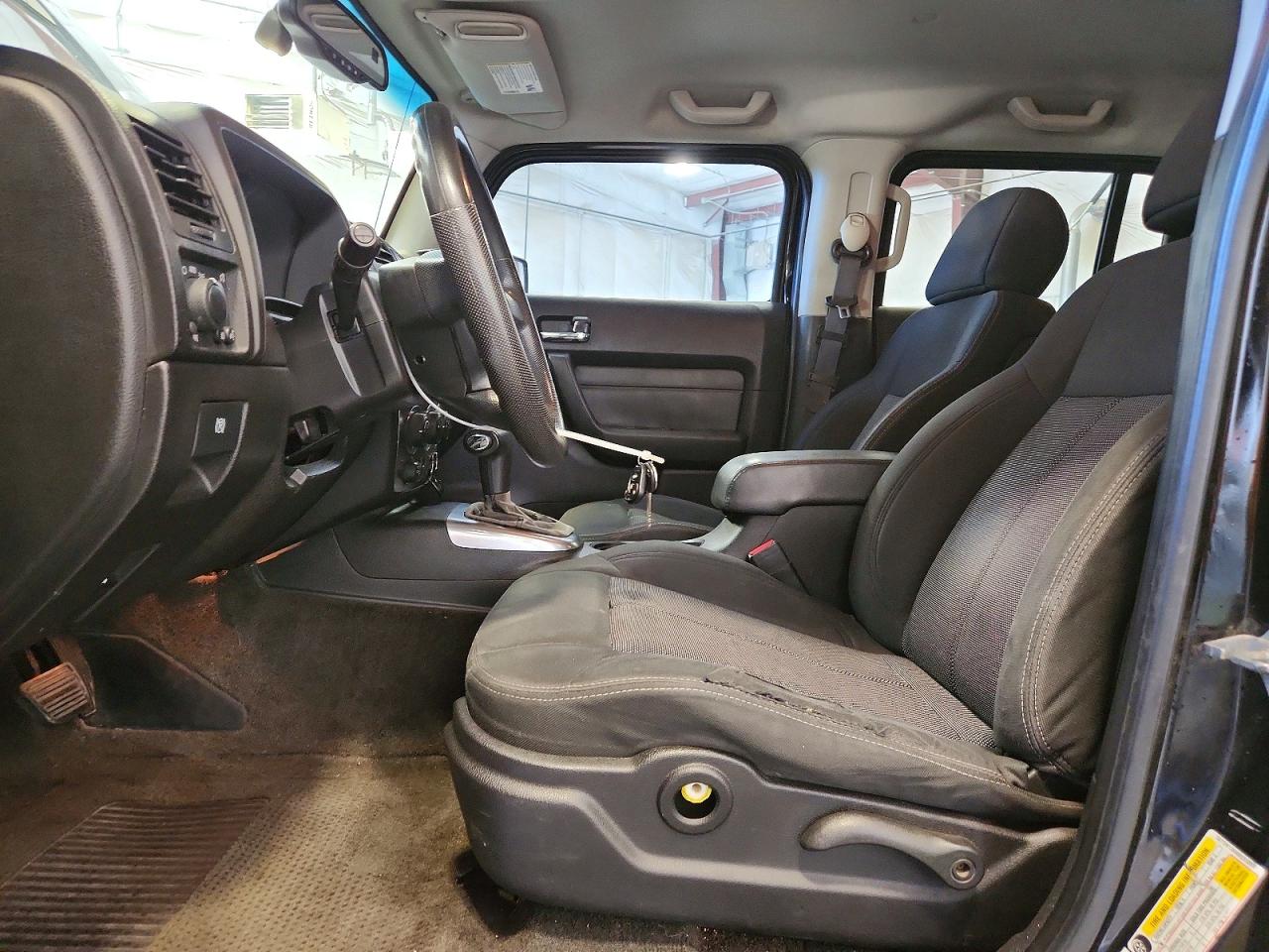 HUMMER H3