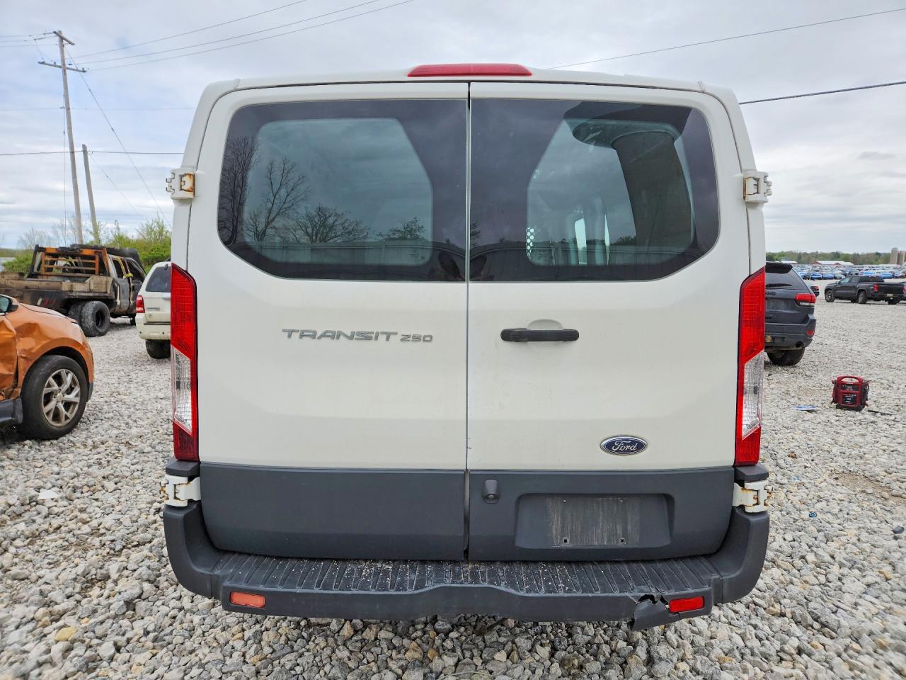 Ford Transit T-250