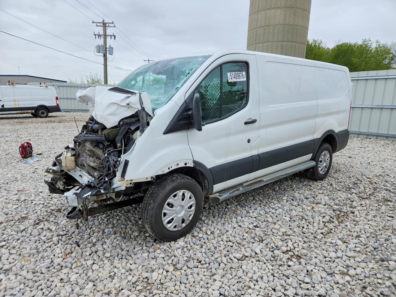 Salvage Ford Transit Image